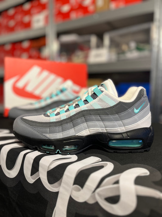 Air Max 95 ‘Hyper Turquoise’