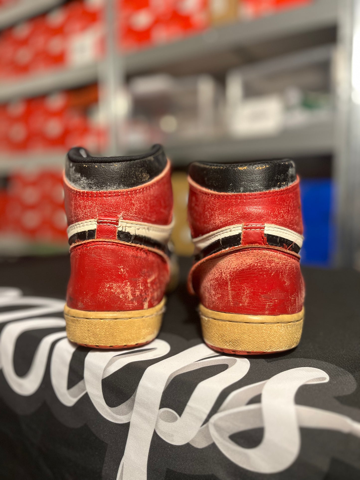 Air Jordan 1 High OG 1985 Chicago - uk11 (used)